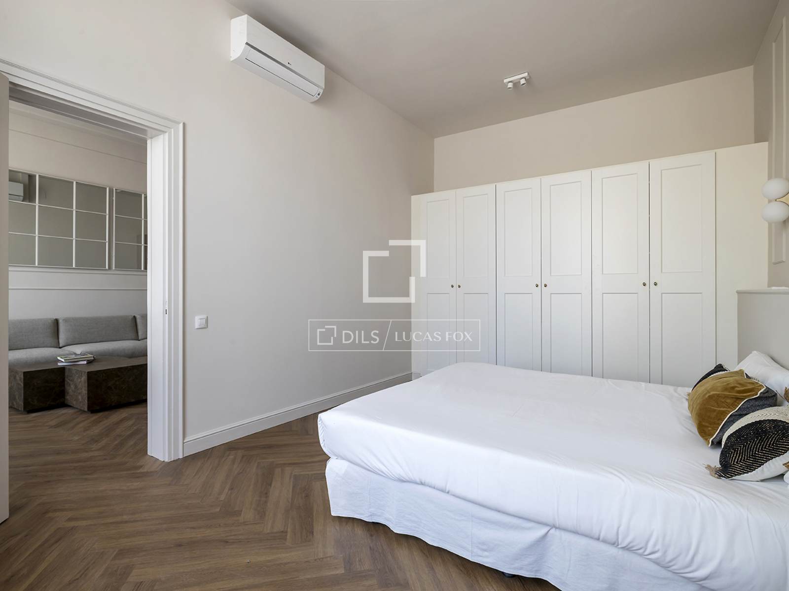 Apartment à Barcelona, Espagne 2 chambres, 117 m2 No. 161461