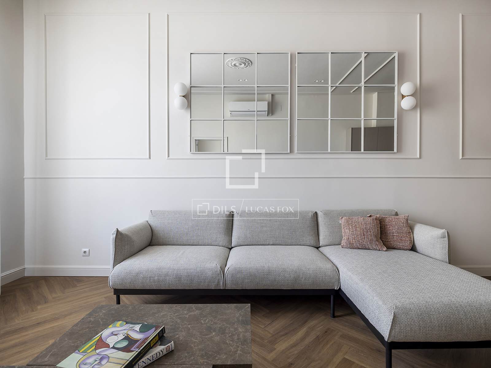 Apartment à Barcelona, Espagne 2 chambres, 117 m2 No. 161461