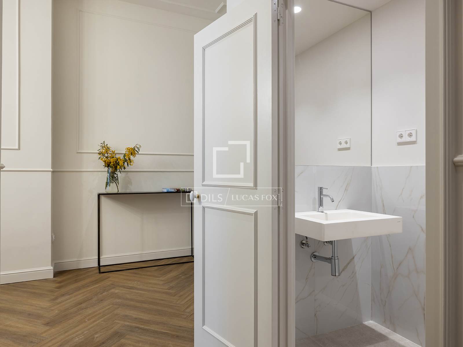 Apartment à Barcelona, Espagne 2 chambres, 117 m2 No. 161461