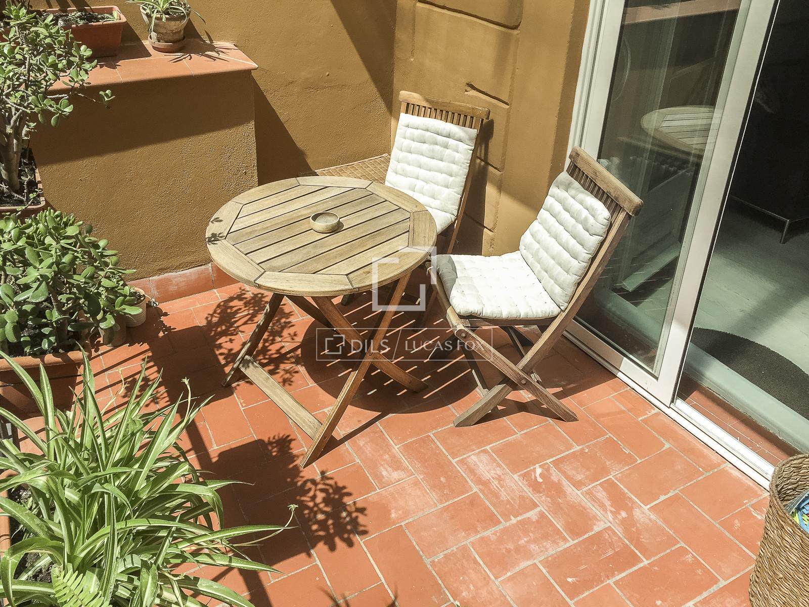 Huoneisto Barcelona, Espanja 2 makuuhuonetta, 109 m2 No. 161460