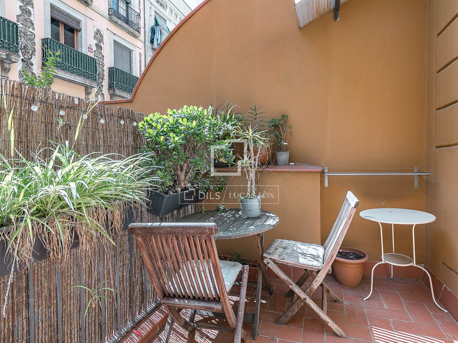Huoneisto Barcelona, Espanja 2 makuuhuonetta, 109 m2 No. 161460