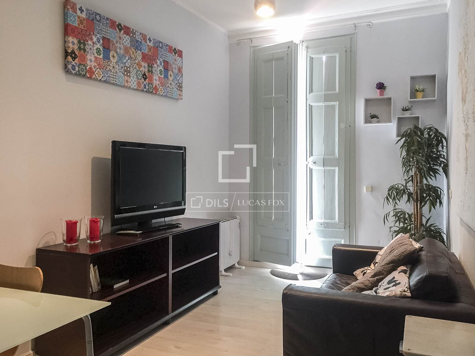 Huoneisto Barcelona, Espanja 2 makuuhuonetta, 109 m2 No. 161460