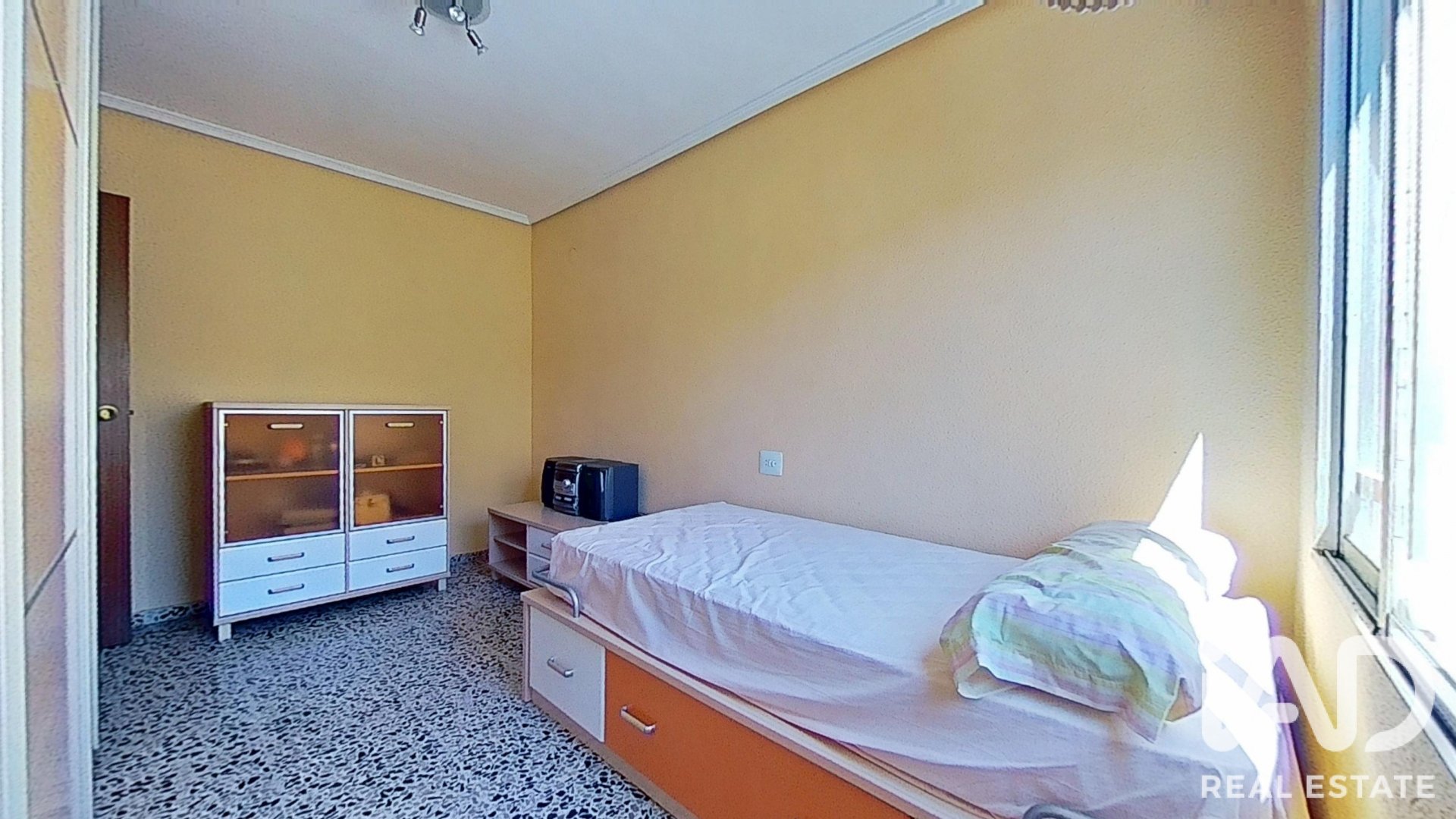 Apartment in Vila-real, Castellon, Spain 4 bedrooms, 110 sq.m. No. 187712