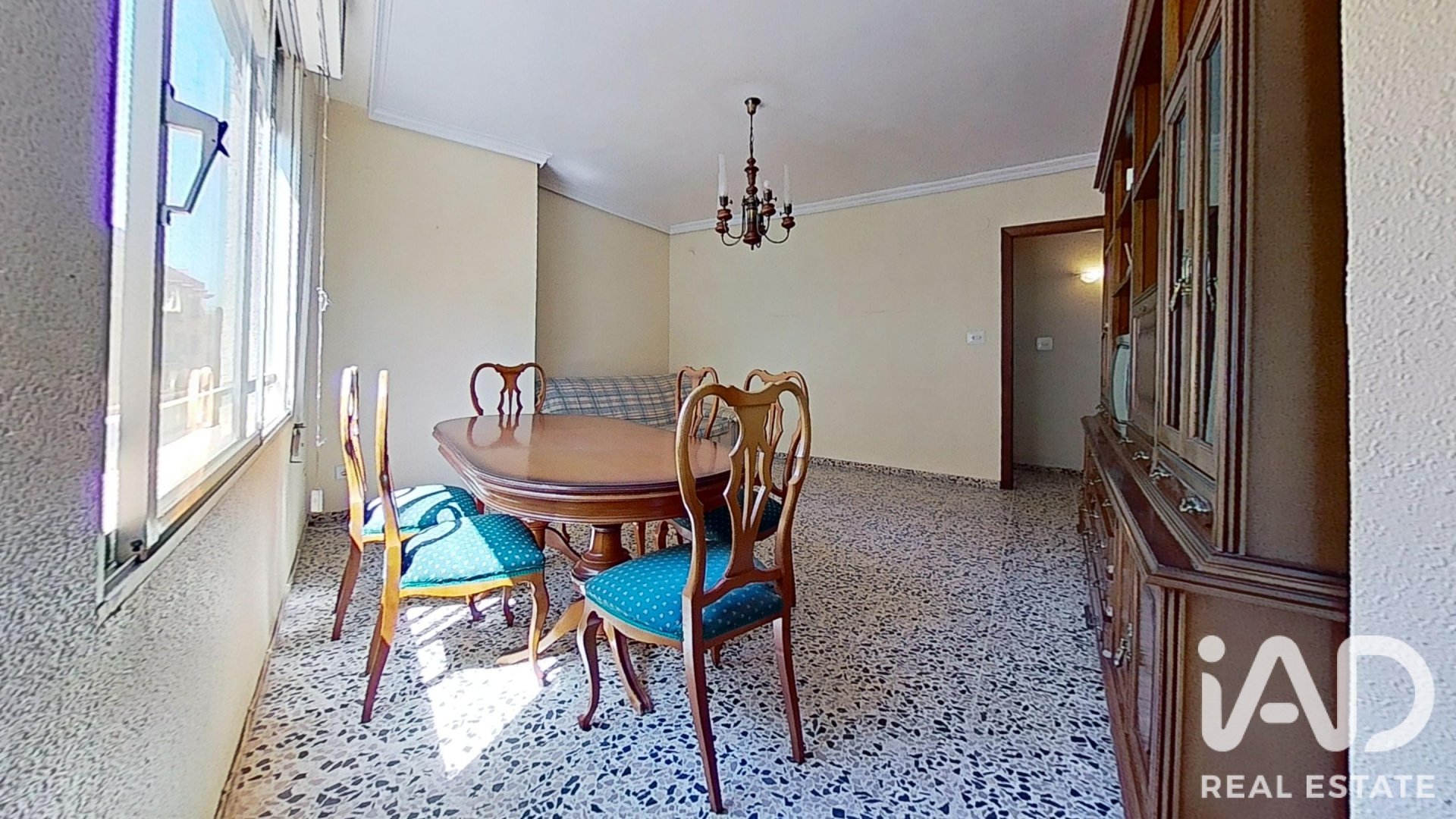 Apartment in Vila-real, Castellon, Spain 4 bedrooms, 110 sq.m. No. 187712