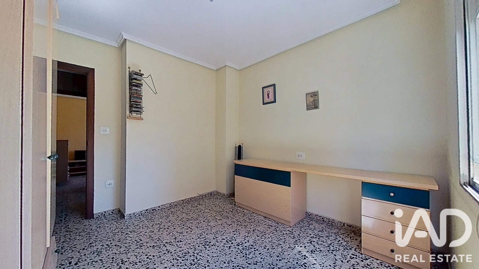 Apartment in Vila-real, Castellon, Spain 4 bedrooms, 110 sq.m. No. 187712