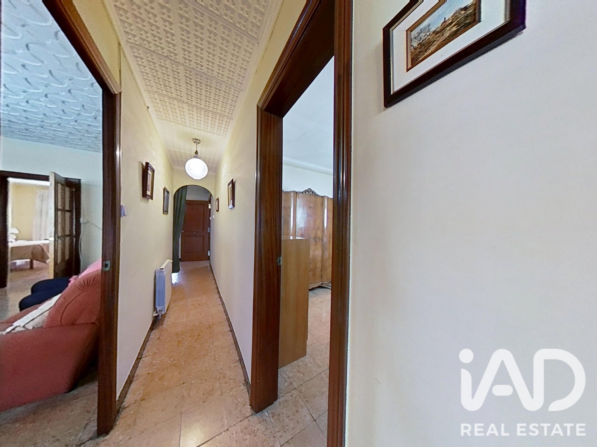 Commercial property in La Canonja, Tarragona, Spain 408 sq.m. No. 187707