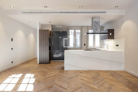Apartment à Barcelona, Espagne 1 chambre, 90 m2 No. 150243