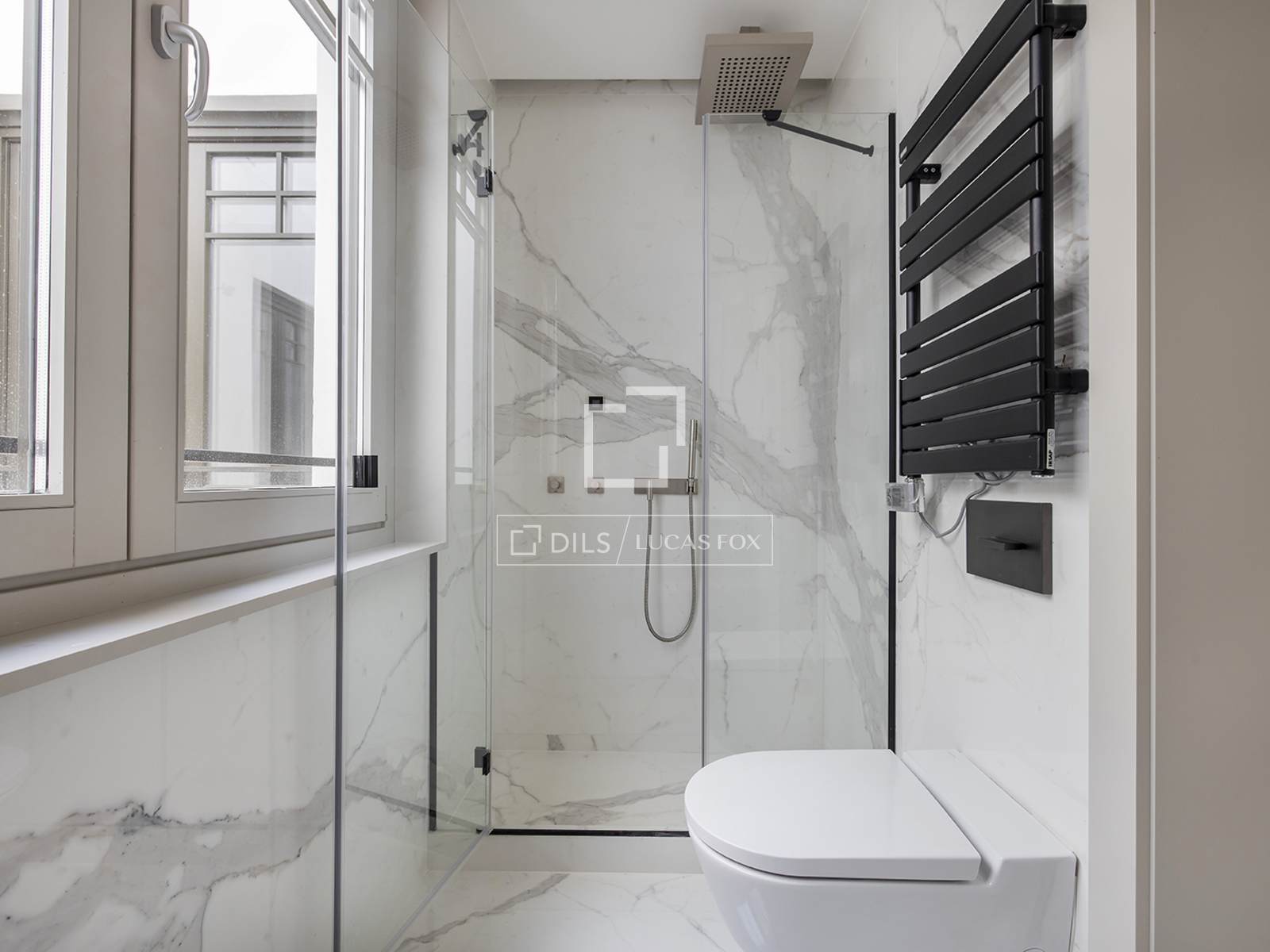 Apartment à Barcelona, Espagne 1 chambre, 90 m2 No. 150243