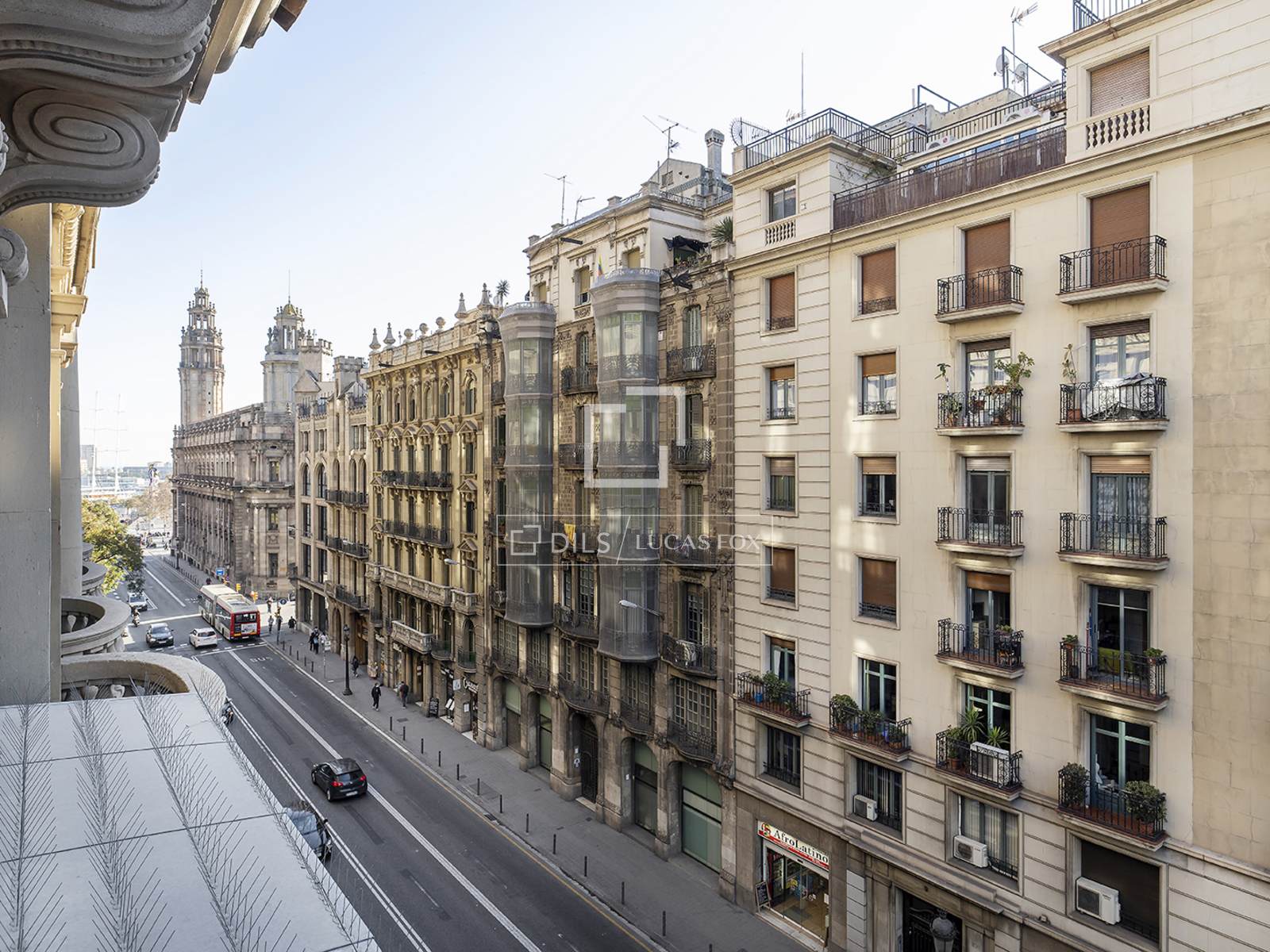 Apartment à Barcelona, Espagne 1 chambre, 90 m2 No. 150243