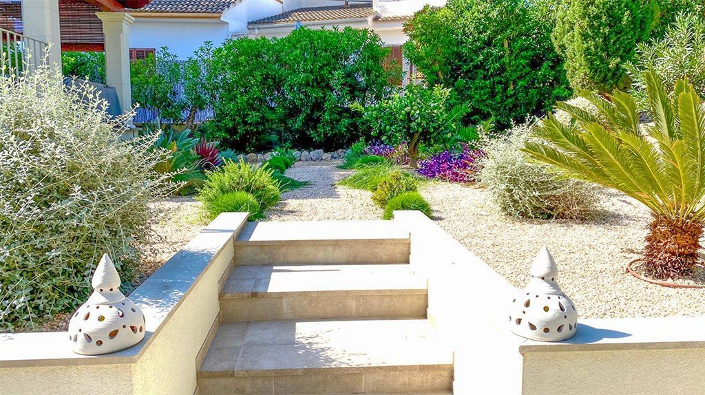 Huvila Santa Ponsa, Mallorca, Espanja 4 makuuhuonetta, 235 m2 No. 148581