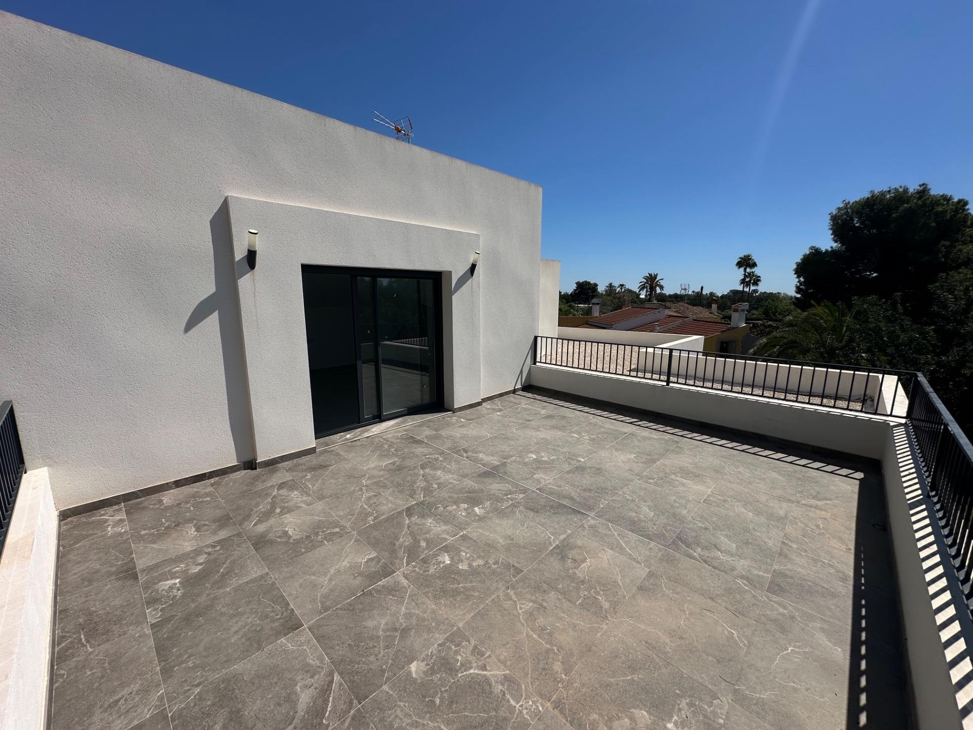 Huvila San Vicente del Raspeig, Alicante, Espanja 5 makuuhuonetta, 358 m2 No. 166271