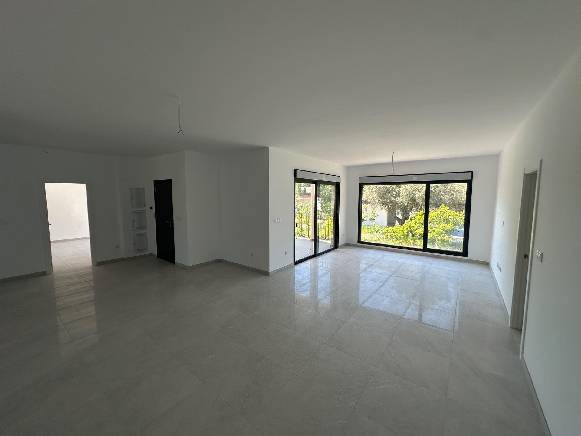 Huvila San Vicente del Raspeig, Alicante, Espanja 5 makuuhuonetta, 358 m2 No. 166271