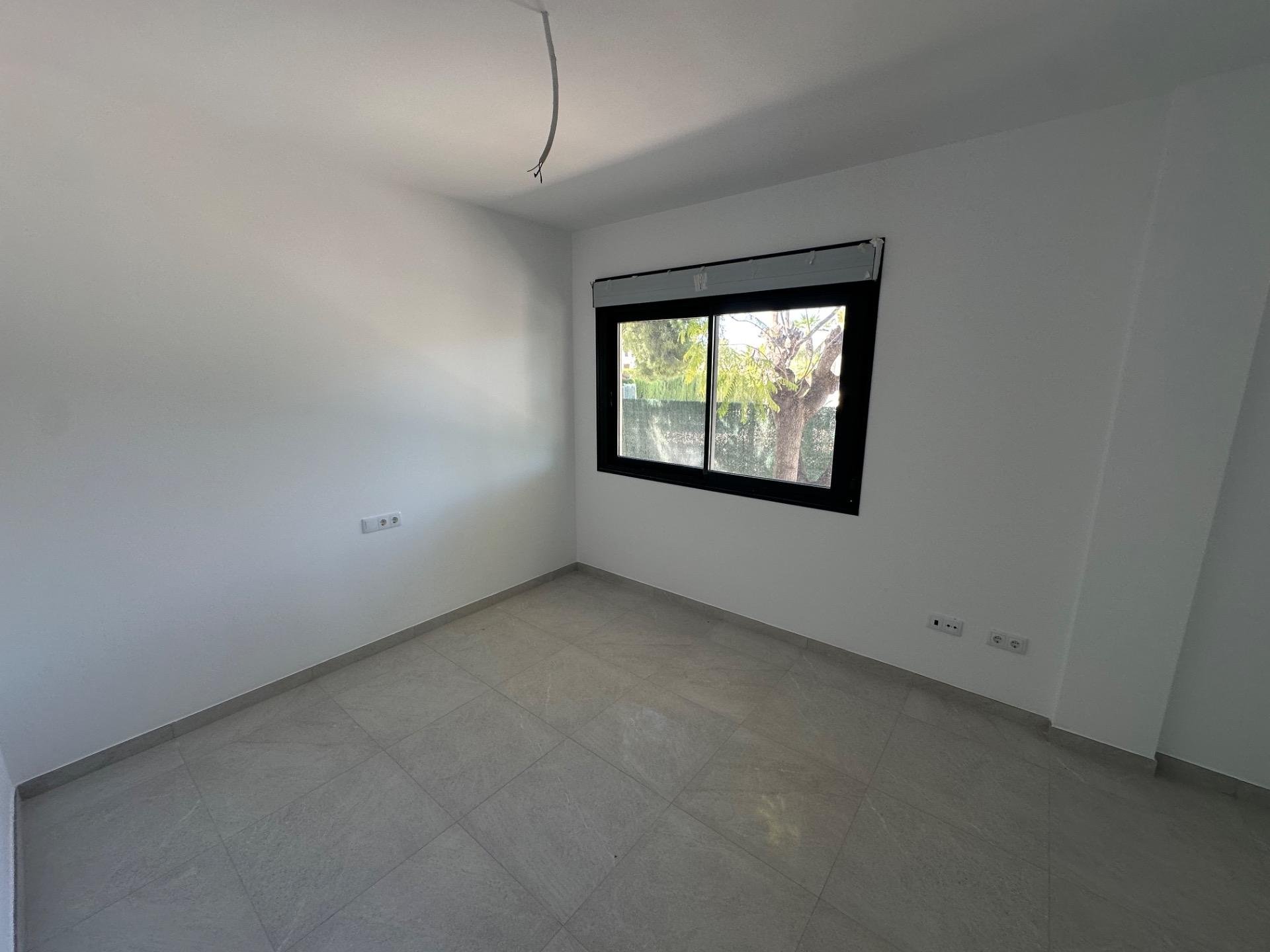 Huvila San Vicente del Raspeig, Alicante, Espanja 5 makuuhuonetta, 358 m2 No. 166271