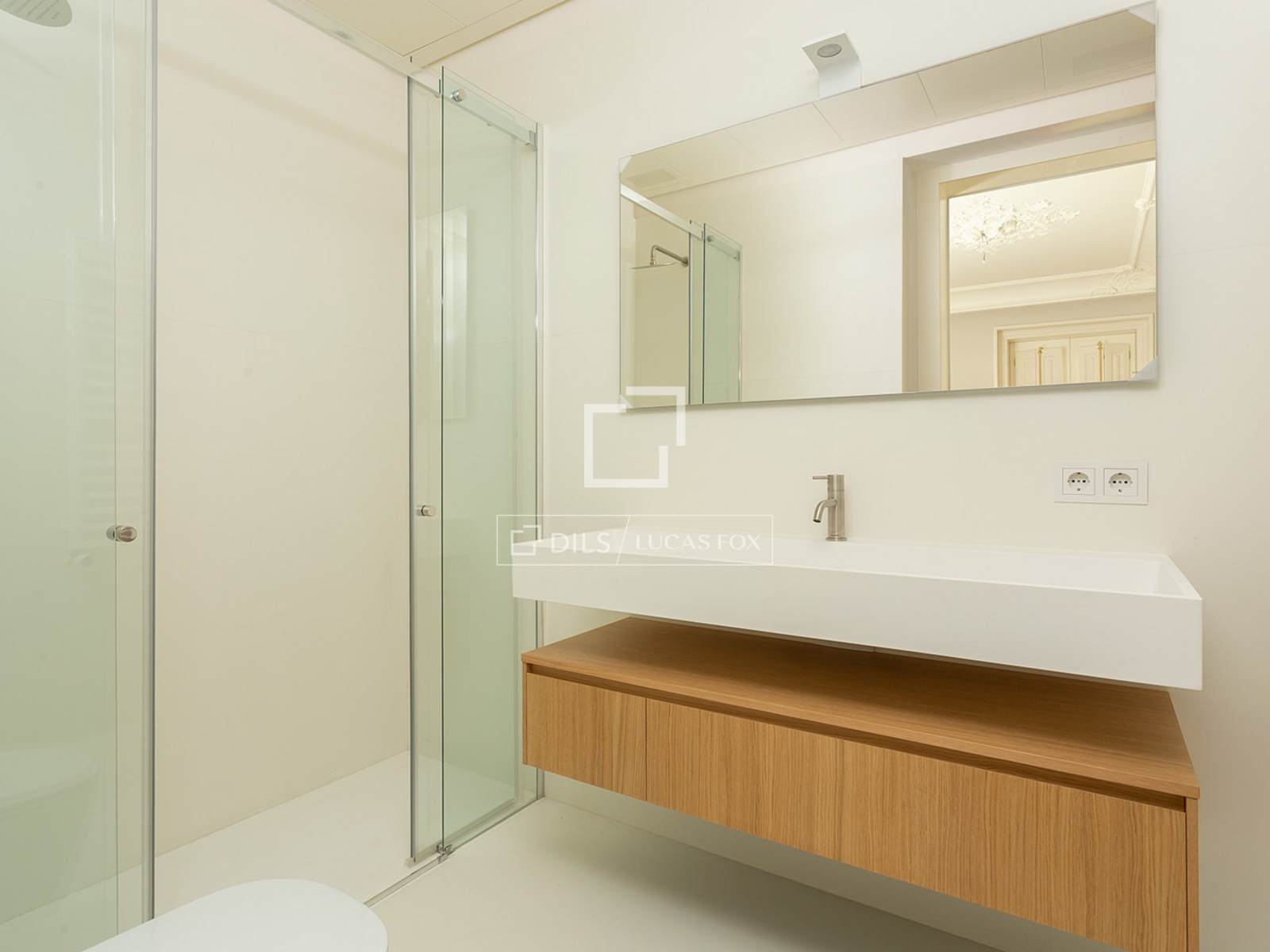 Wohnung in Barcelona, Spanien 2 Schlafzimmer, 127 m2 Nr. 192754