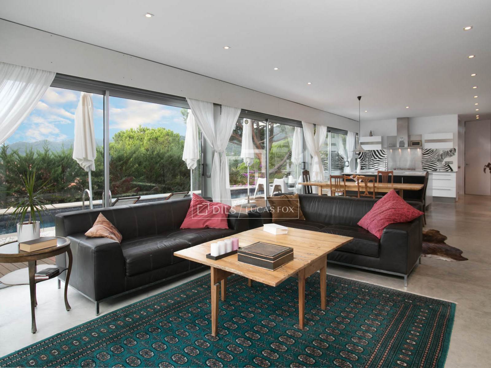Villa in Cabrils, Barcelona, Spain 2 bedrooms, 290 sq.m. No. 192750
