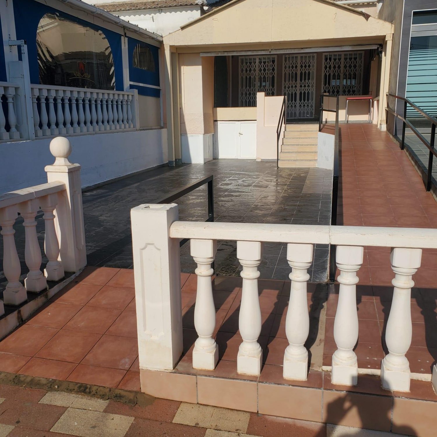 Propiedad comercial en San Fulgencio, Alicante, España 99 m2 No. 183912