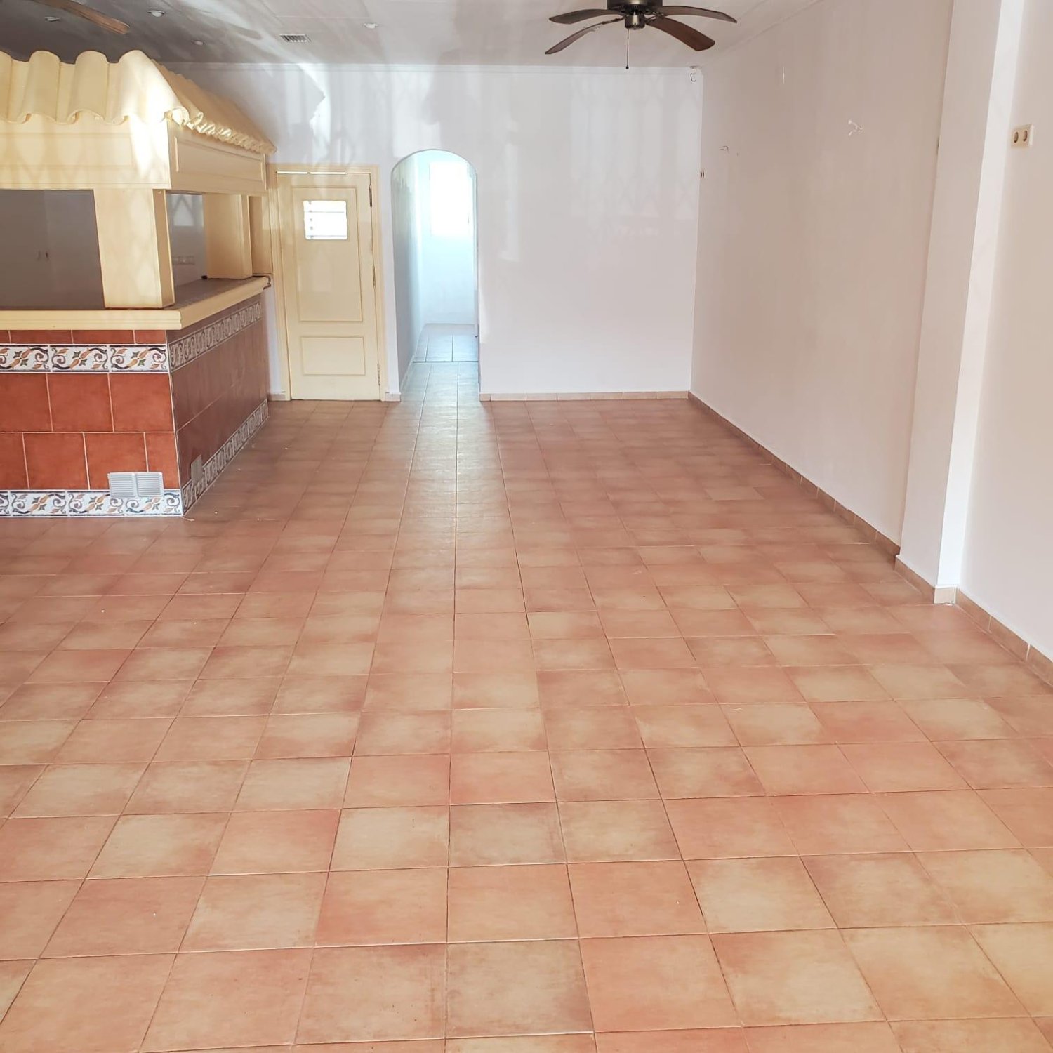 Propiedad comercial en San Fulgencio, Alicante, España 99 m2 No. 183912