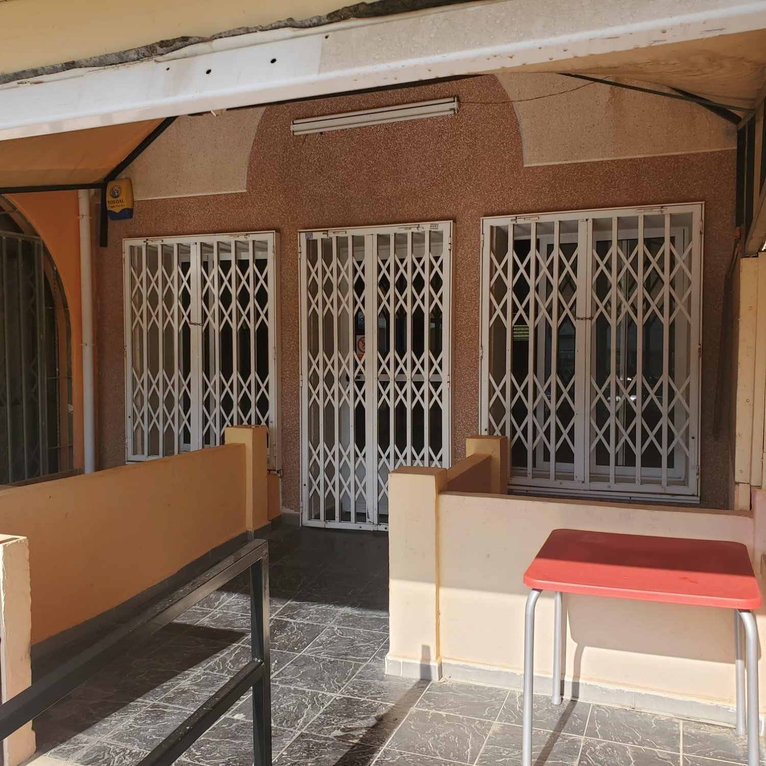 Propiedad comercial en San Fulgencio, Alicante, España 99 m2 No. 183912