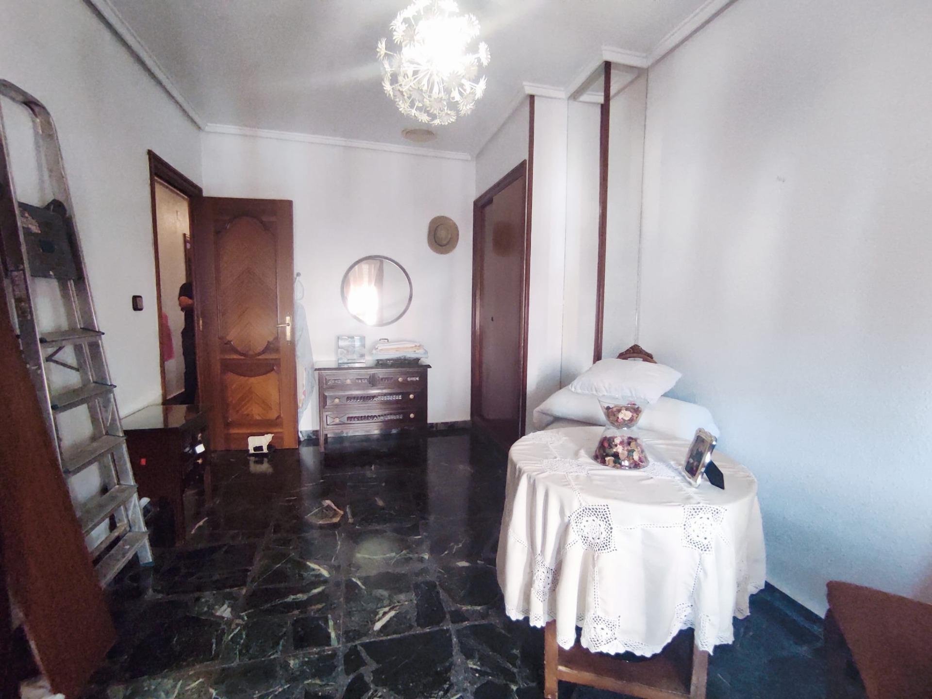 Huoneisto Dolores, Alicante, Espanja 5 makuuhuonetta, 165 m2 No. 183908
