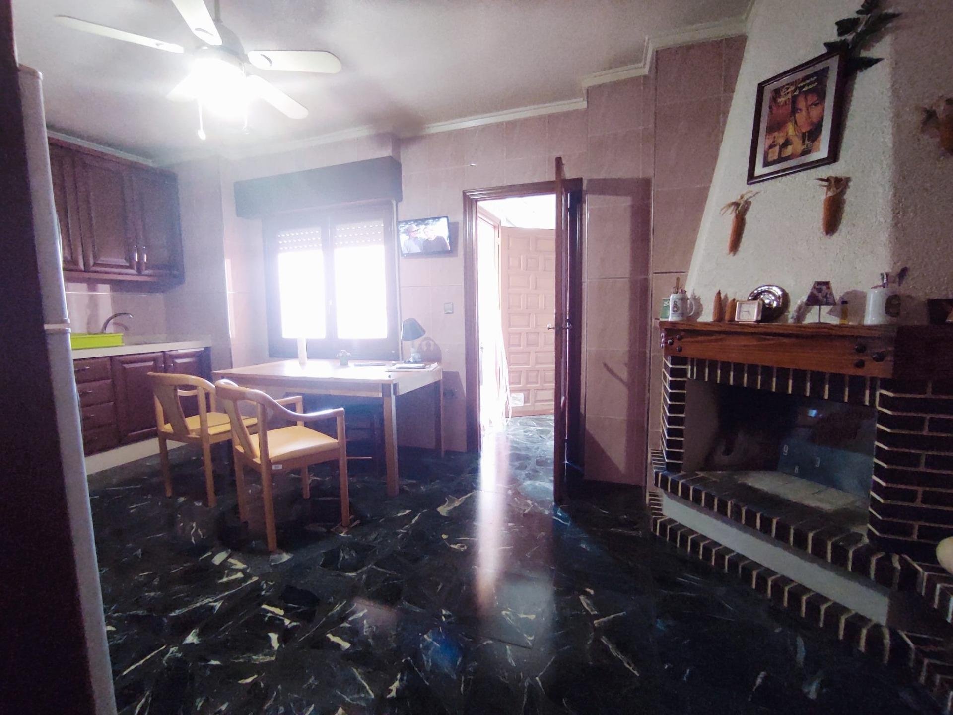 Huoneisto Dolores, Alicante, Espanja 5 makuuhuonetta, 165 m2 No. 183908