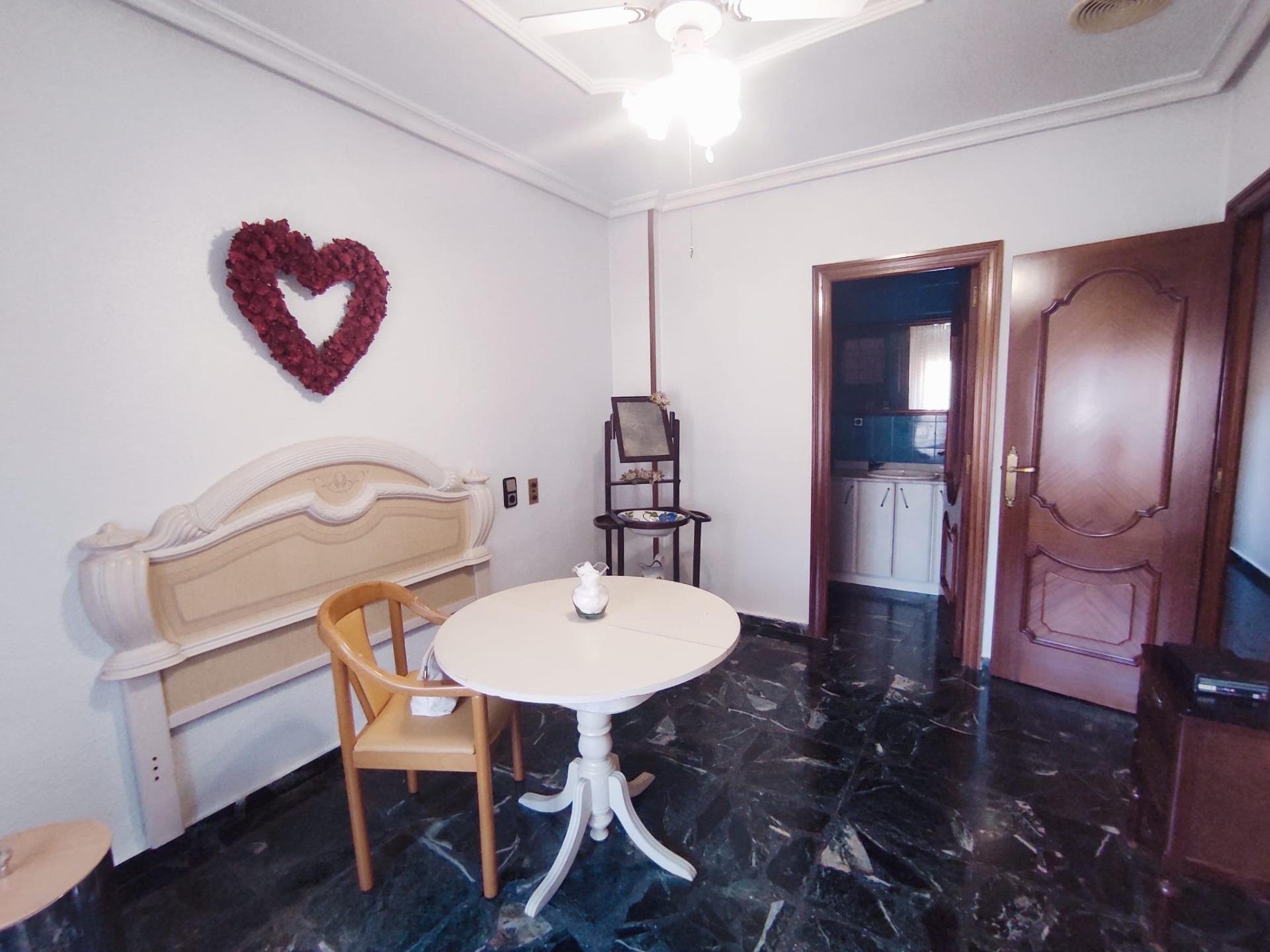 Huoneisto Dolores, Alicante, Espanja 5 makuuhuonetta, 165 m2 No. 183908