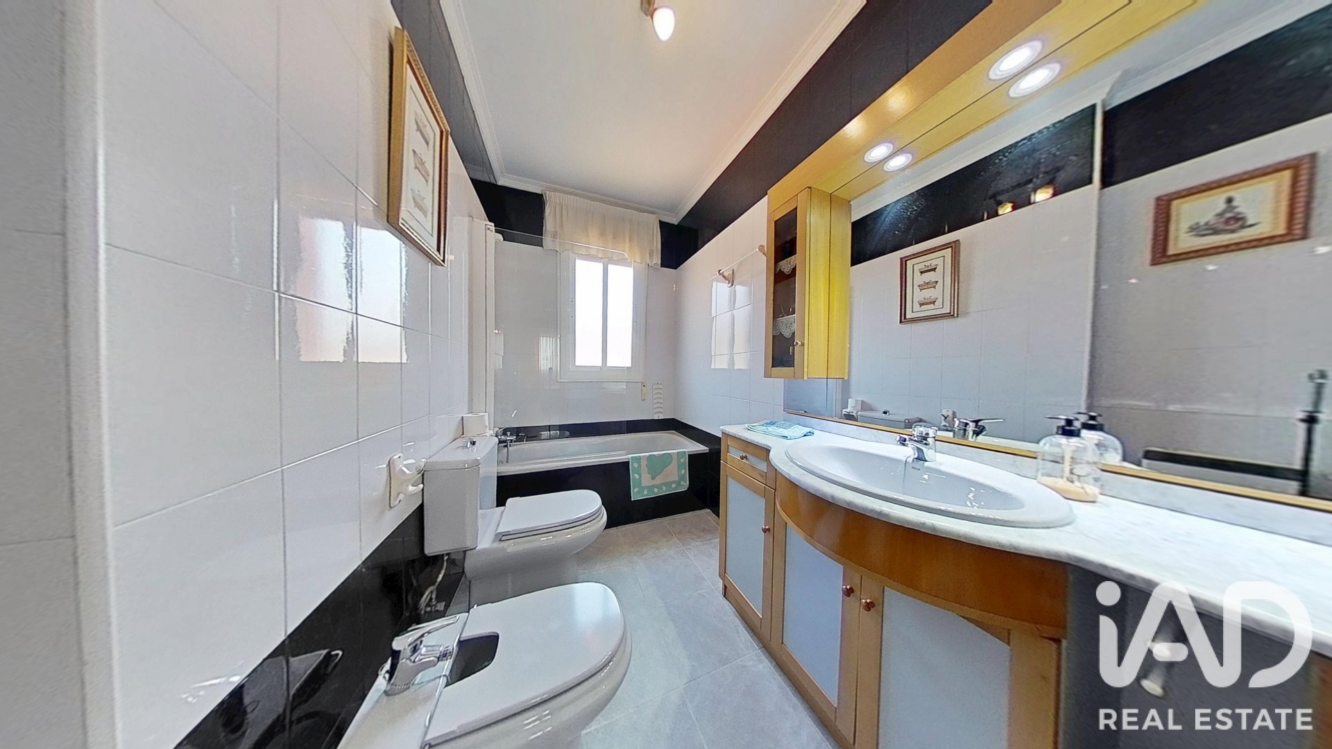 Apartamento en Toledo, España 5 dormitorios, 143 m2 No. 187736