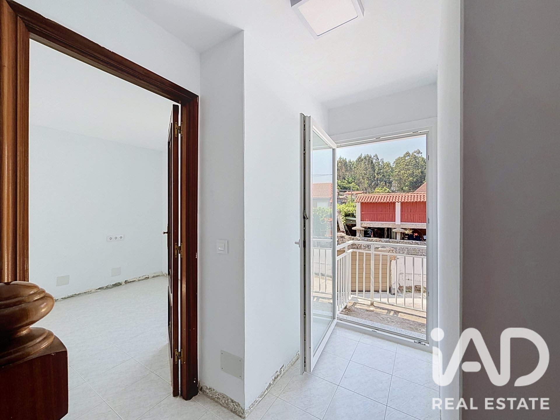House in Vilagarcia de Arousa, Pontevedra, Spain 5 bedrooms, 167 sq.m. No. 187739
