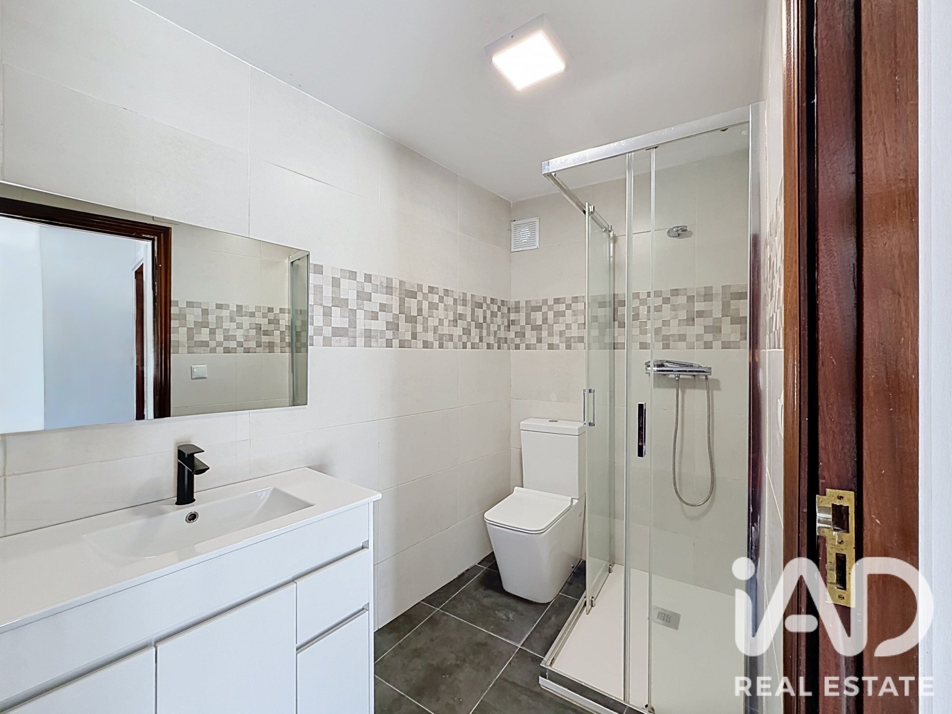 House in Vilagarcia de Arousa, Pontevedra, Spain 5 bedrooms, 167 sq.m. No. 187739