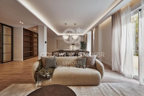 Apartament w Madrid, Hiszpania 5 sypialni, 235 mkw. nr 158254