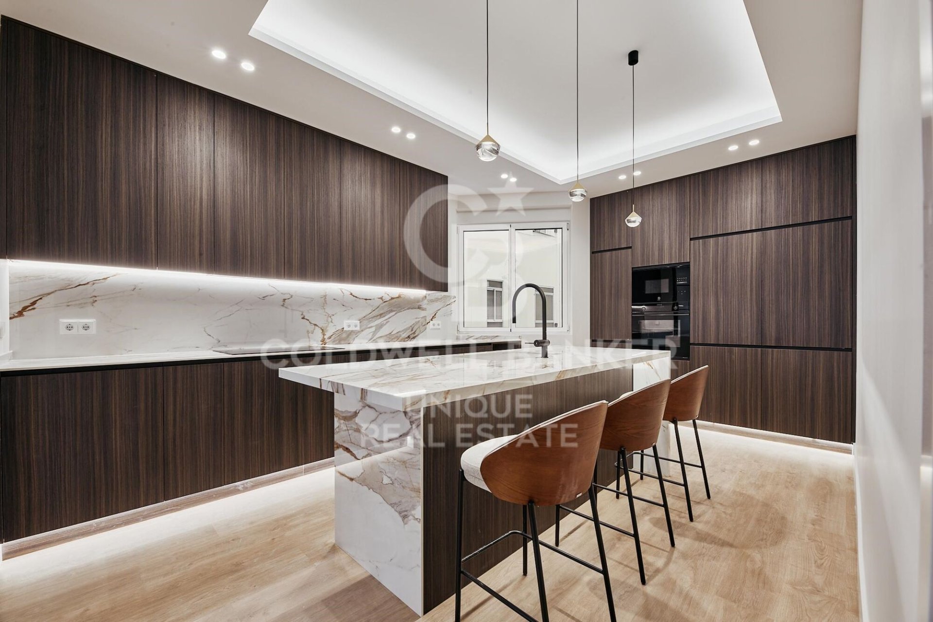 Apartament w Madrid, Hiszpania 5 sypialni, 235 mkw. nr 158254