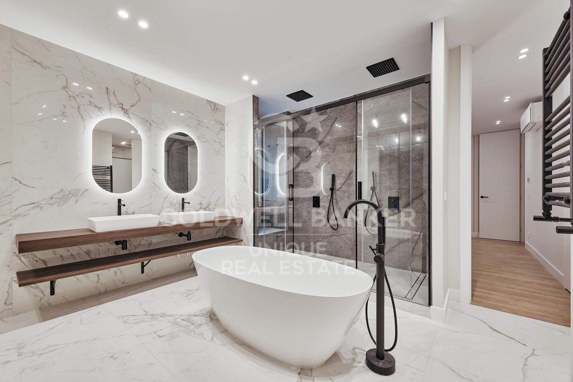 Apartament w Madrid, Hiszpania 5 sypialni, 235 mkw. nr 158254