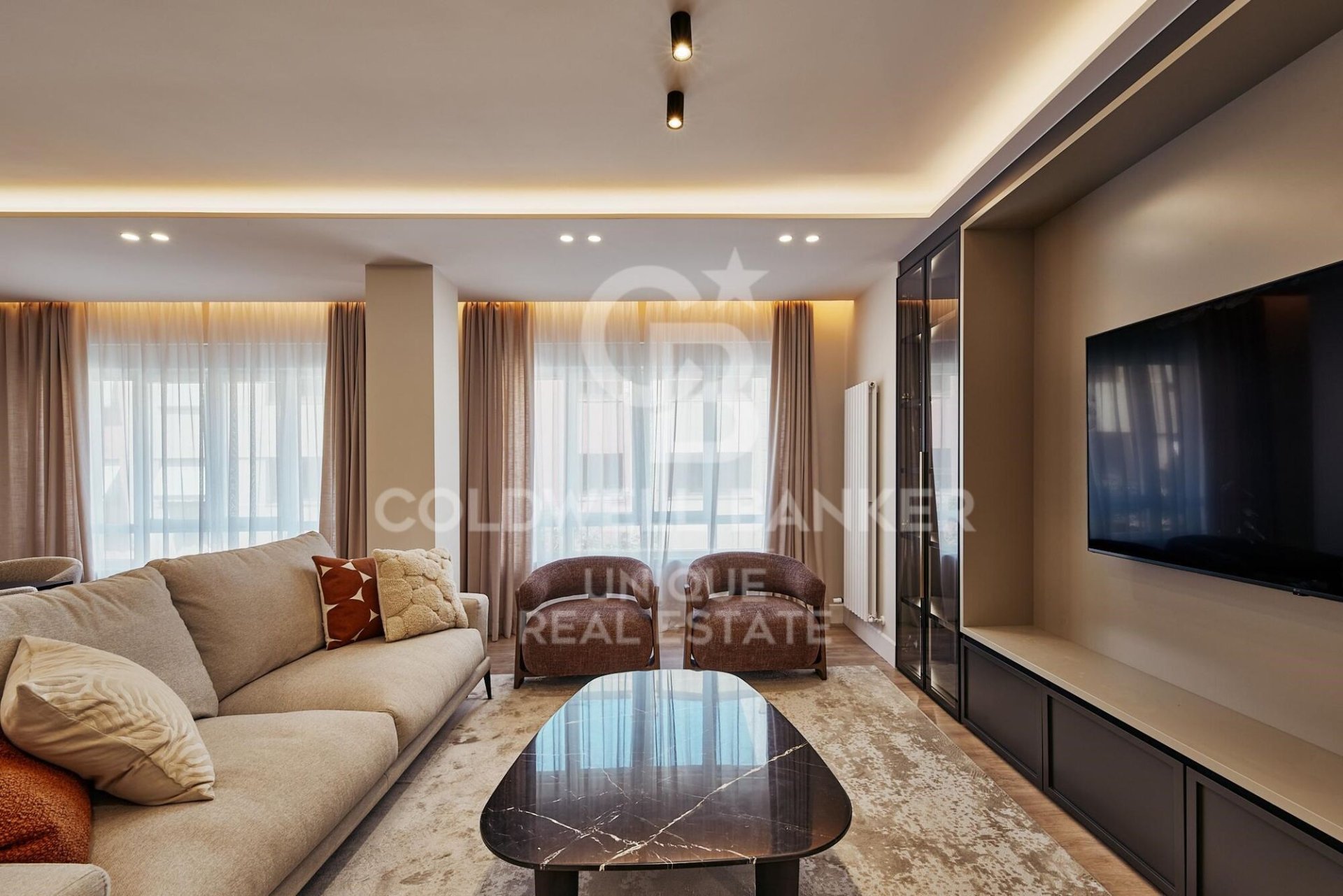 Apartment à Madrid, Espagne 3 chambres, 146 m2 No. 158253