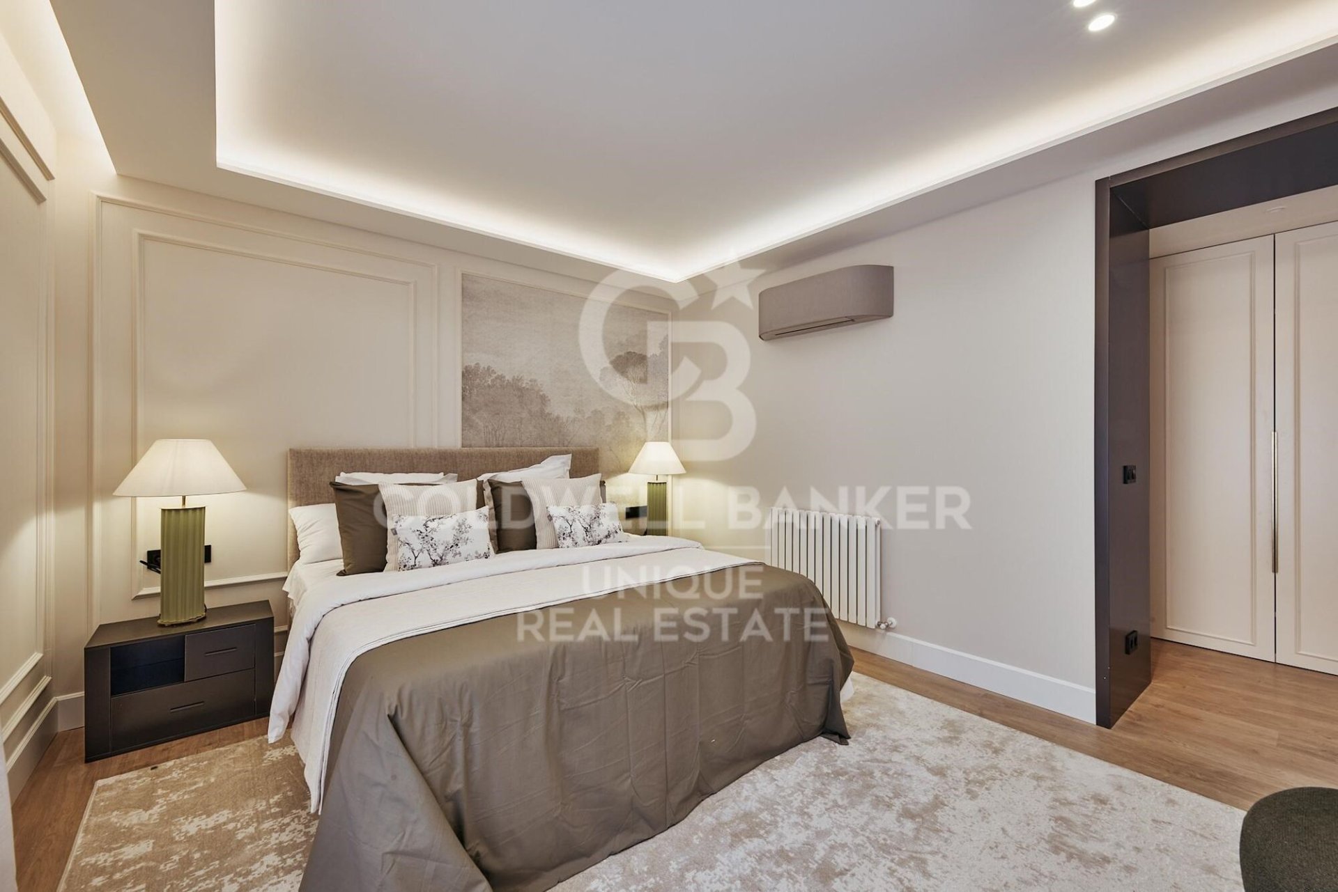 Apartment à Madrid, Espagne 3 chambres, 146 m2 No. 158253