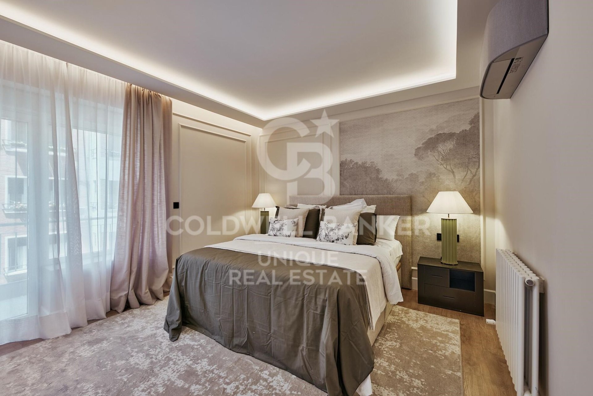 Apartment à Madrid, Espagne 3 chambres, 146 m2 No. 158253