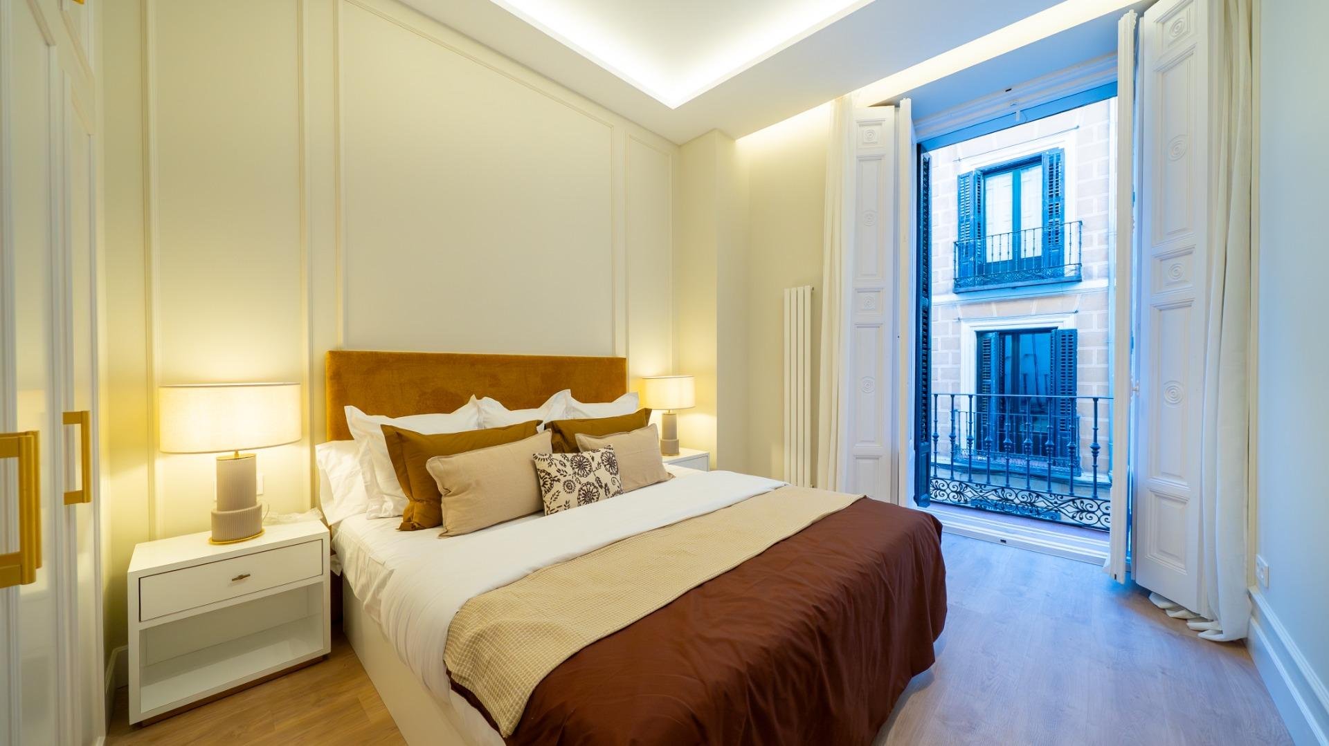 Apartment in Madrid, Spain 3 bedrooms, 146 sq.m. No. 144368