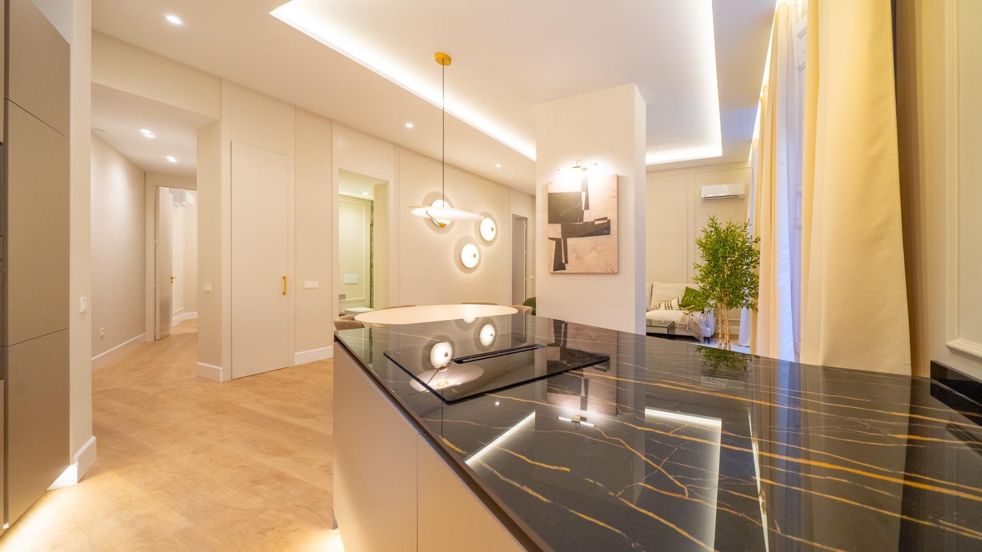 Apartment in Madrid, Spain 3 bedrooms, 146 sq.m. No. 144368