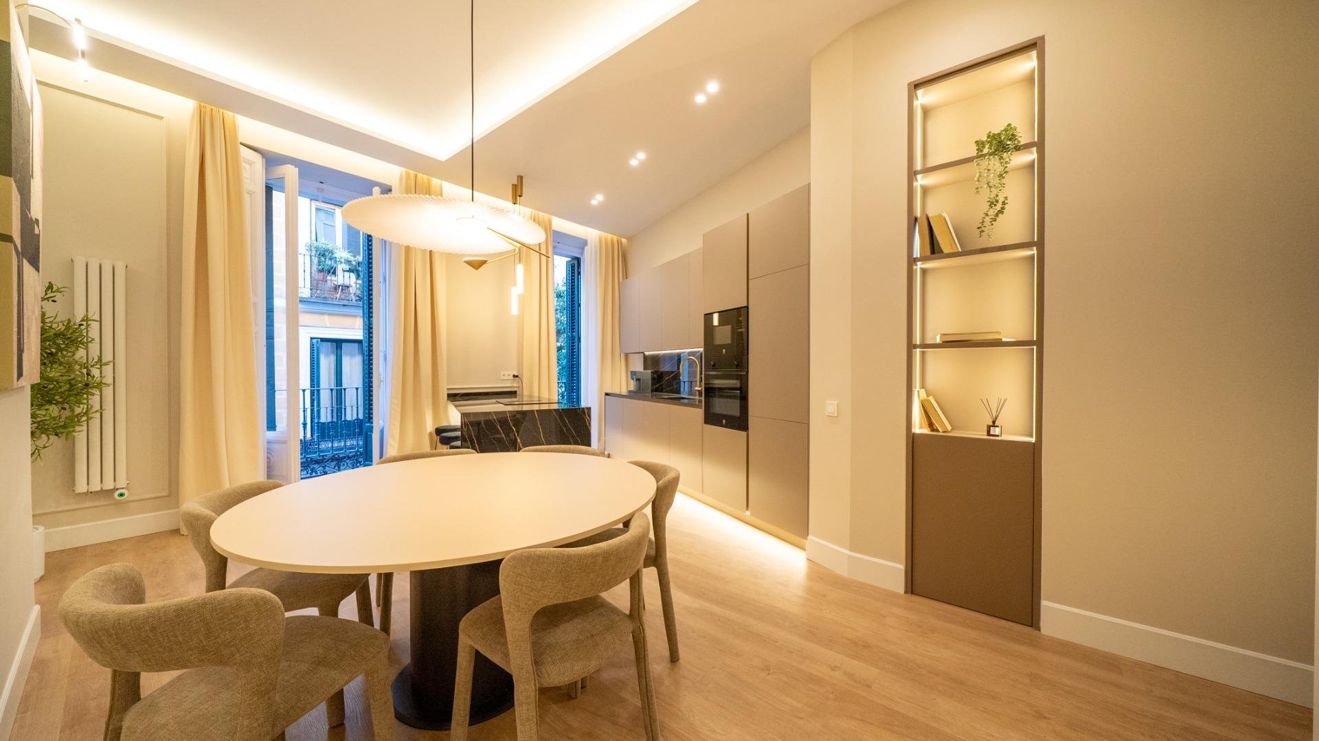 Apartment in Madrid, Spain 3 bedrooms, 146 sq.m. No. 144368
