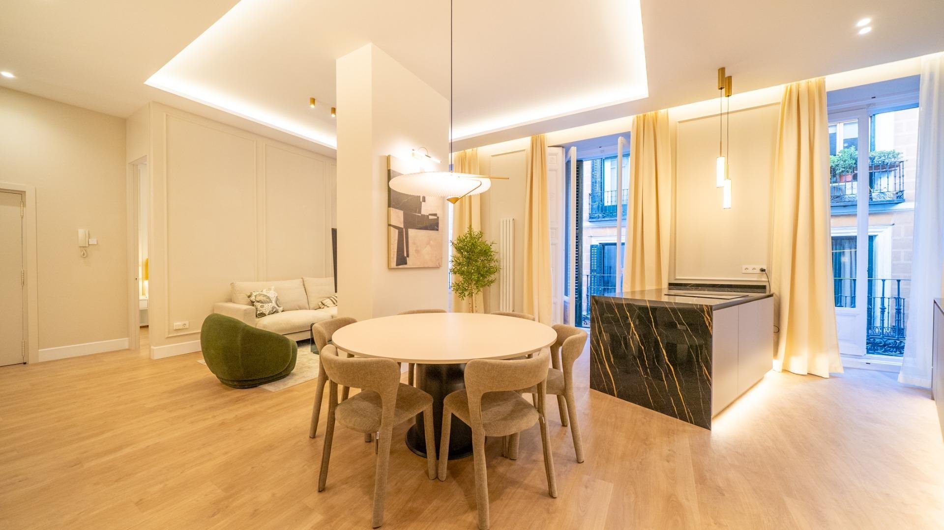 Apartment in Madrid, Spain 3 bedrooms, 146 sq.m. No. 144368