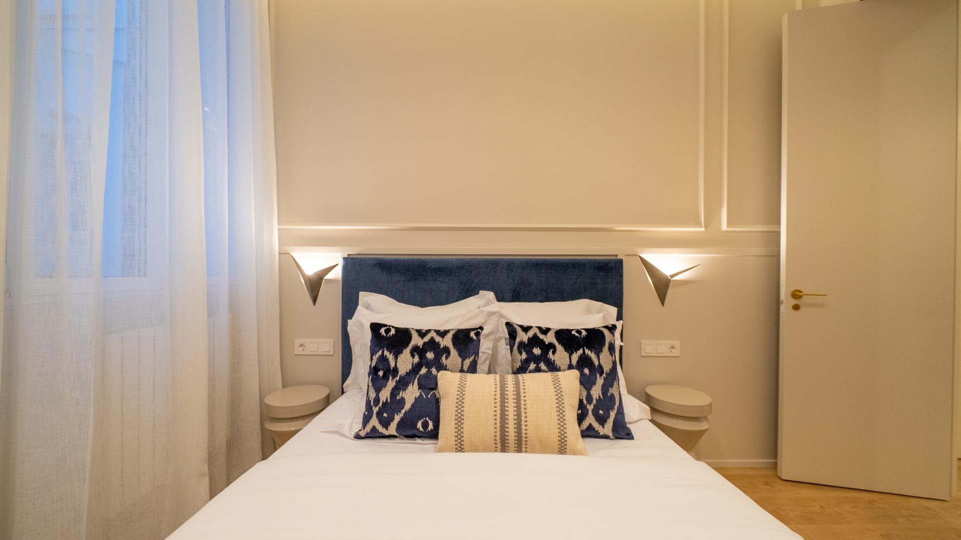 Apartment in Madrid, Spain 3 bedrooms, 146 sq.m. No. 144368