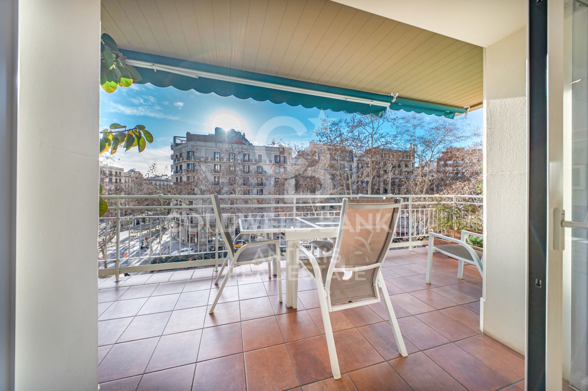 Lägenhet i Barcelona, Spanien 4 sovrum, 343 kvm. Nr. 156944