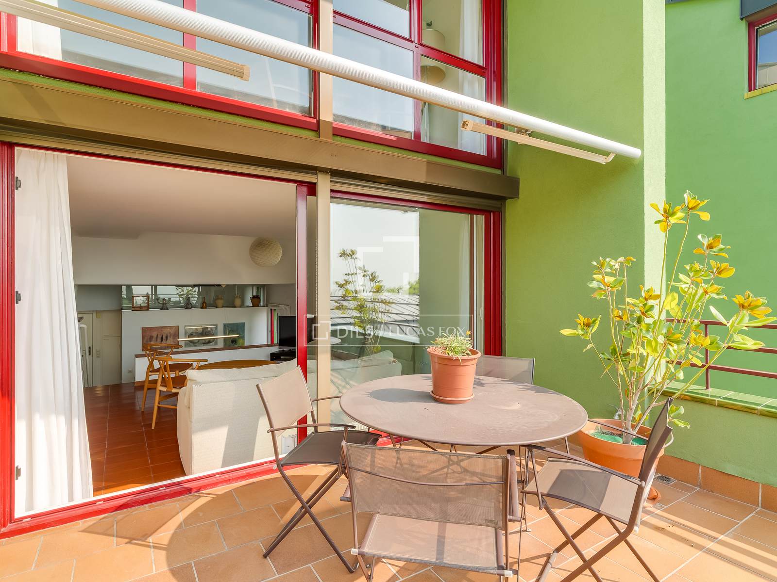 Villa en Barcelona, España 3 dormitorios, 141 m2 No. 195623