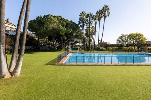 Huvila Esplugues de Llobregat, Barcelona, Espanja 5 makuuhuonetta, 354 m2 No. 195620