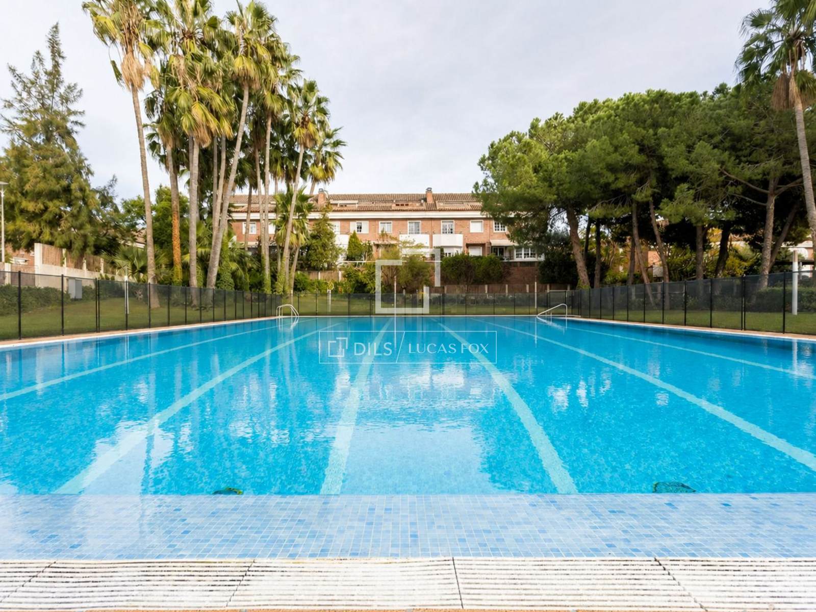 Willa w Esplugues de Llobregat, Barcelona, Hiszpania 5 sypialni, 354 mkw. nr 195620