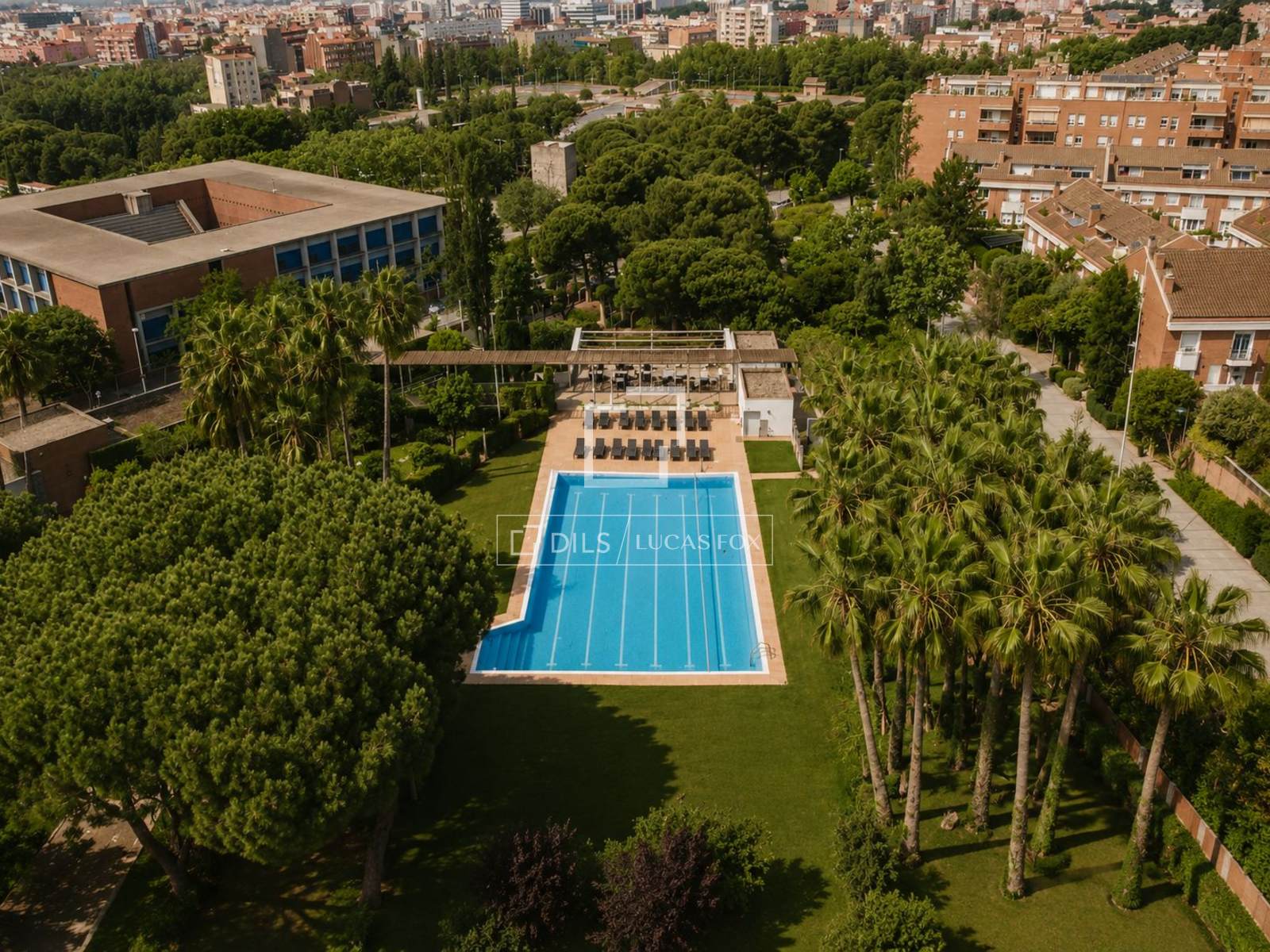 Willa w Esplugues de Llobregat, Barcelona, Hiszpania 5 sypialni, 354 mkw. nr 195620