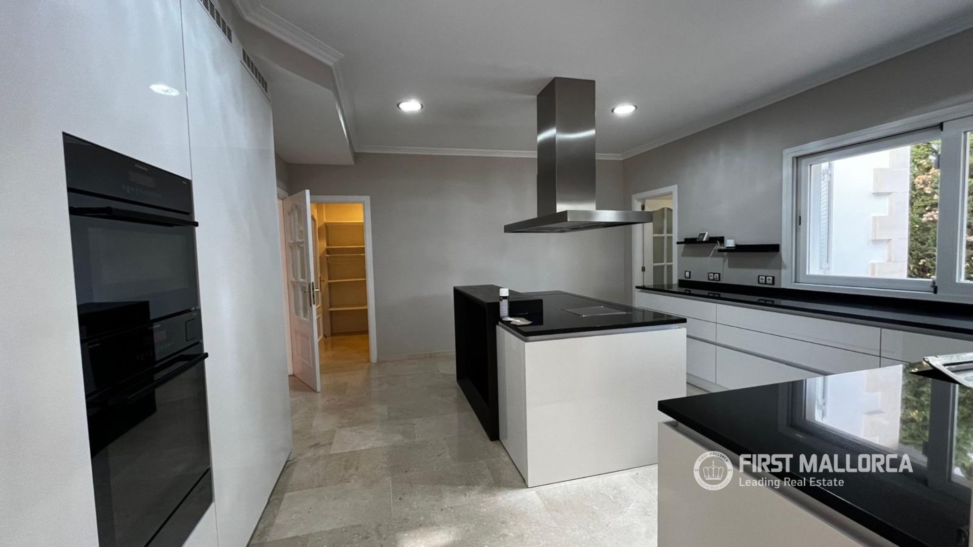 Villa Nova Santa Ponsa, Mallorca, Spānijā 5 istabas, 450 m2 Nr. 190539