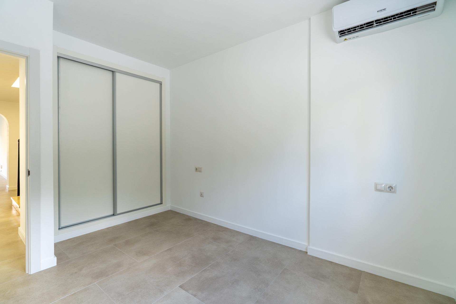 Dzīvoklis El Campello, Alicante, Spānijā 3 istabas, 246 m2 Nr. 149847