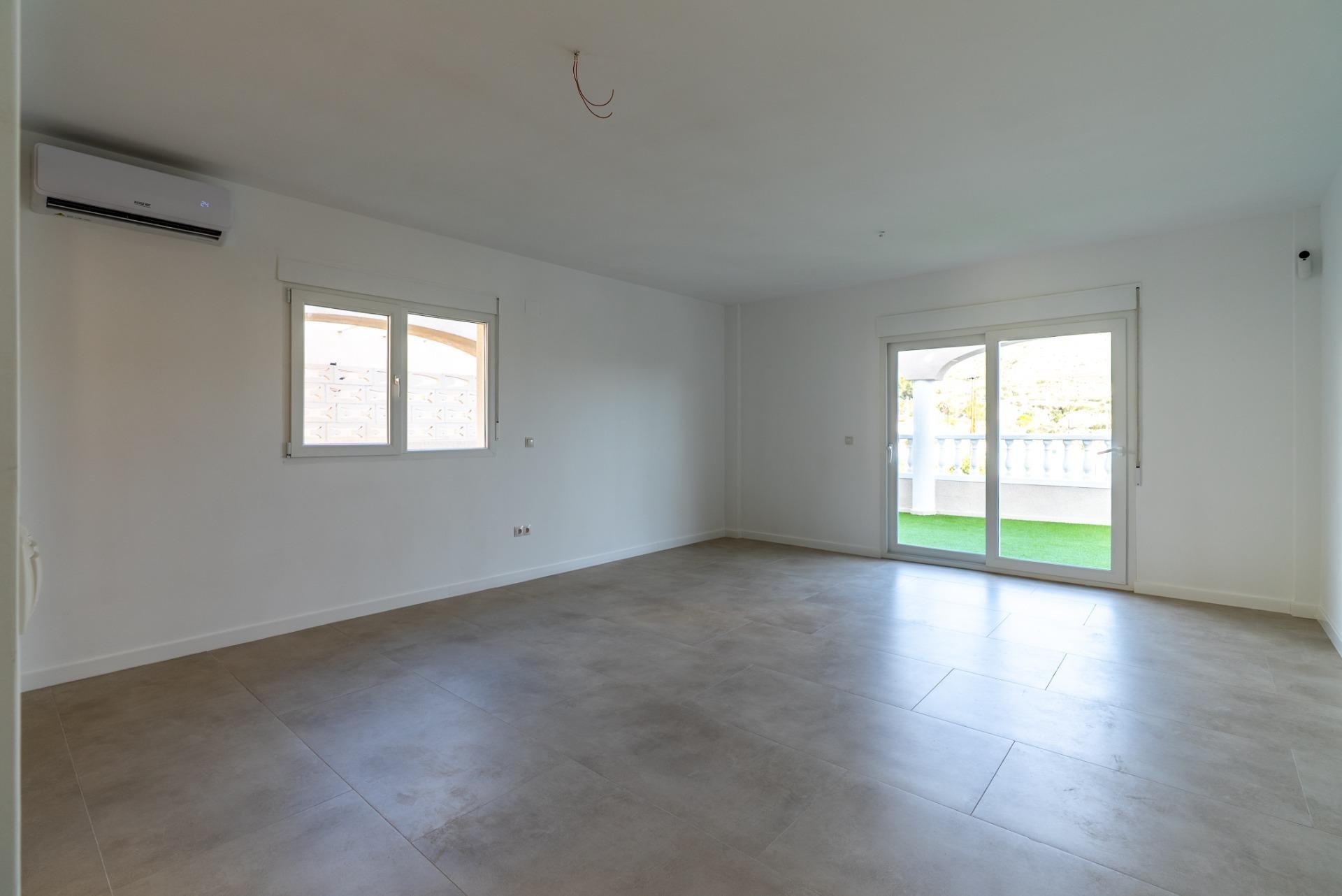 Dzīvoklis El Campello, Alicante, Spānijā 3 istabas, 246 m2 Nr. 149847
