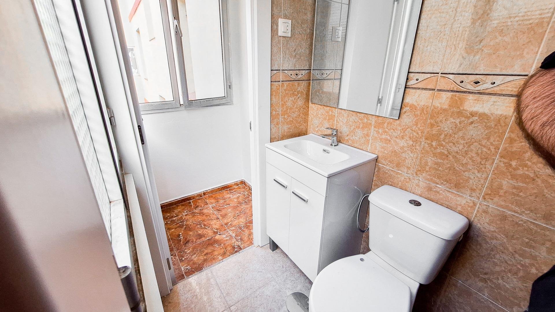 Apartment à Oviedo, Asturias, Espagne 1 chambre, 58 m2 No. 182851