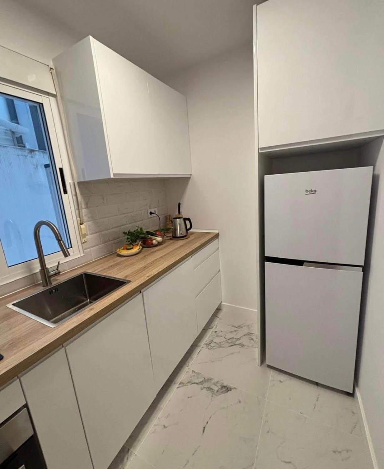 Apartment à Torrevieja, Alicante, Espagne 2 chambres, 68 m2 No. 182853