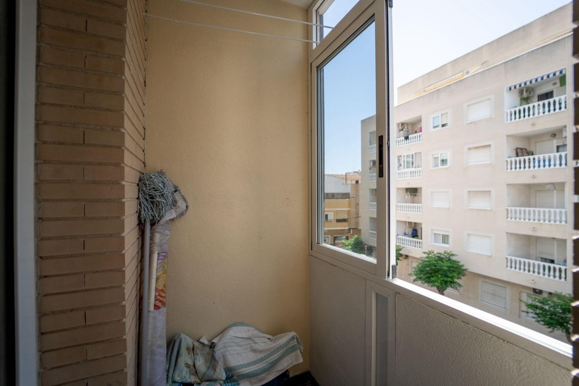 Huoneisto Torrevieja, Alicante, Espanja 2 makuuhuonetta, 70 m2 No. 182852